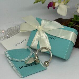 Authentic Tiffany & Co Sterling Silver Circle Tag Key Ring Keychain - New in Box